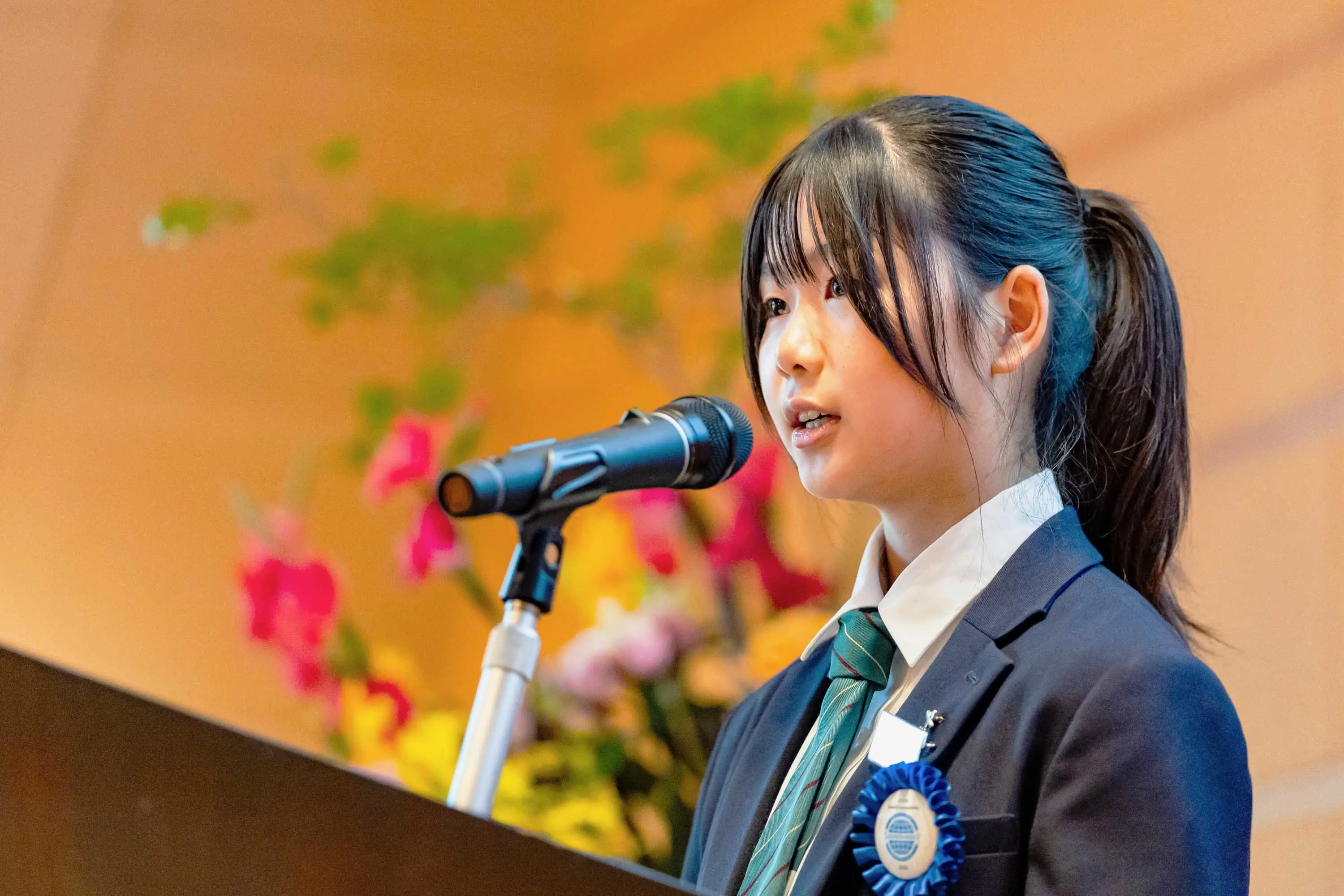Speech Competitionで発表する生徒